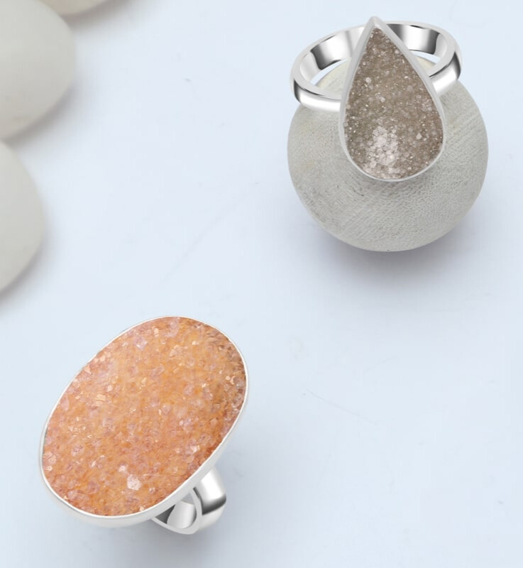 Druzy Delight: How Little Crystals Construct An Elegant Canvas